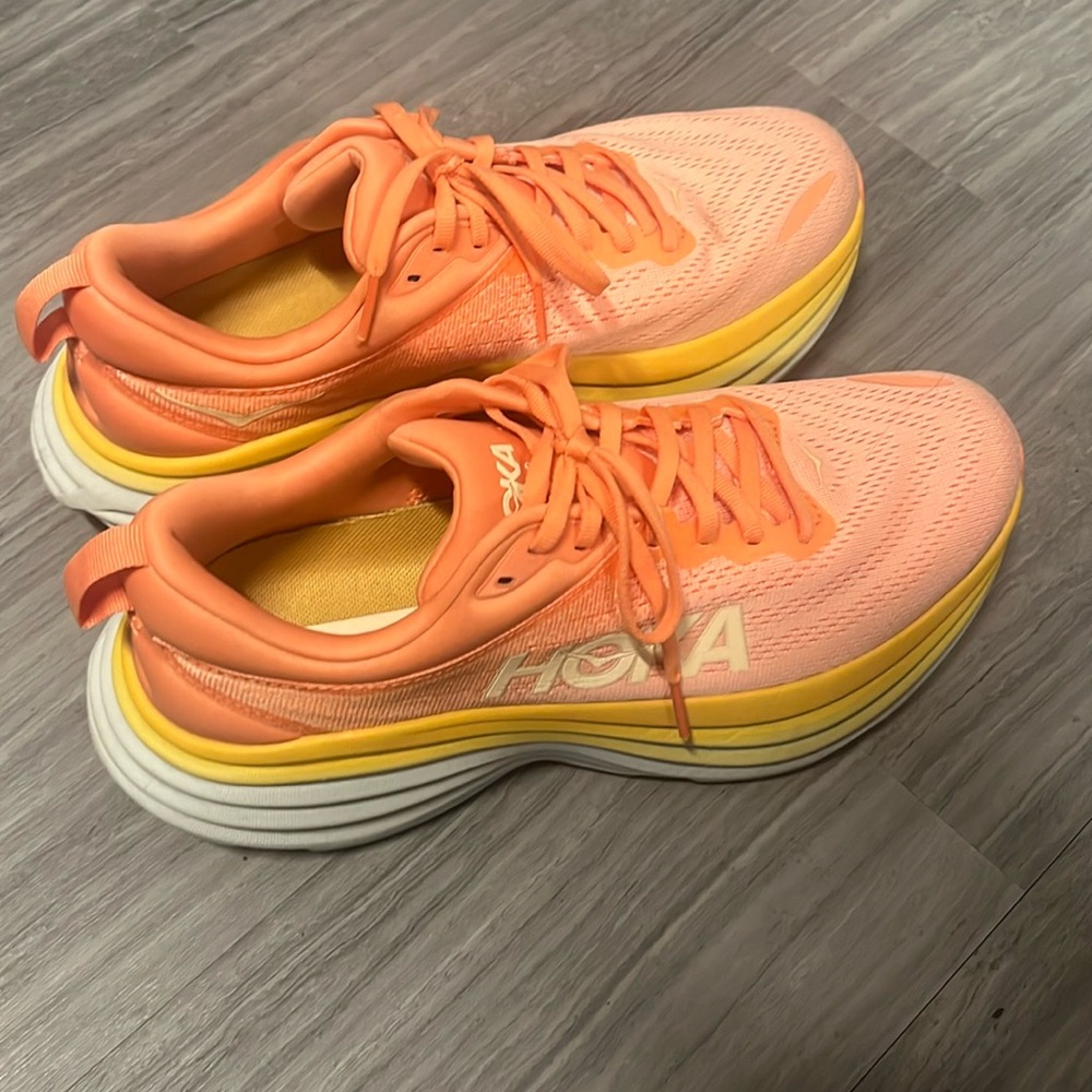 HOKA Bondi 8s